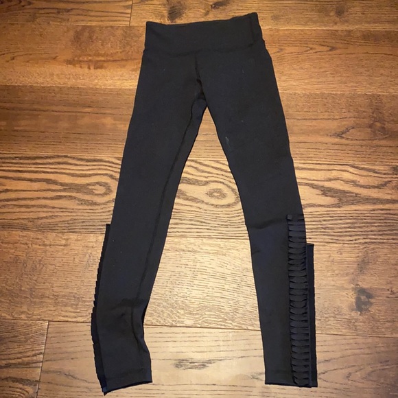 Black lululemon - Picture 1 of 4